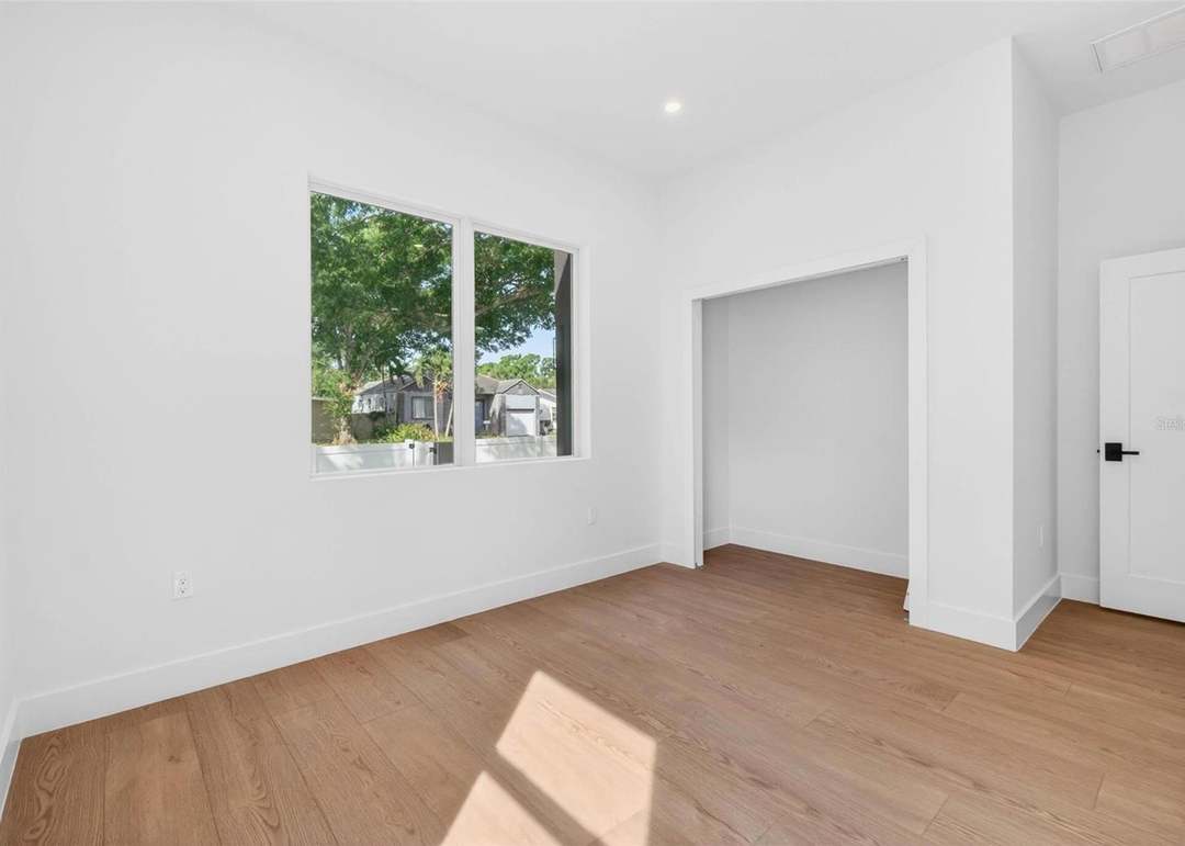 4365 Iris St N - $779,000