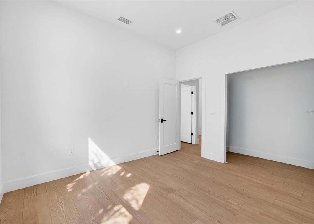 4365 Iris St N - $779,000