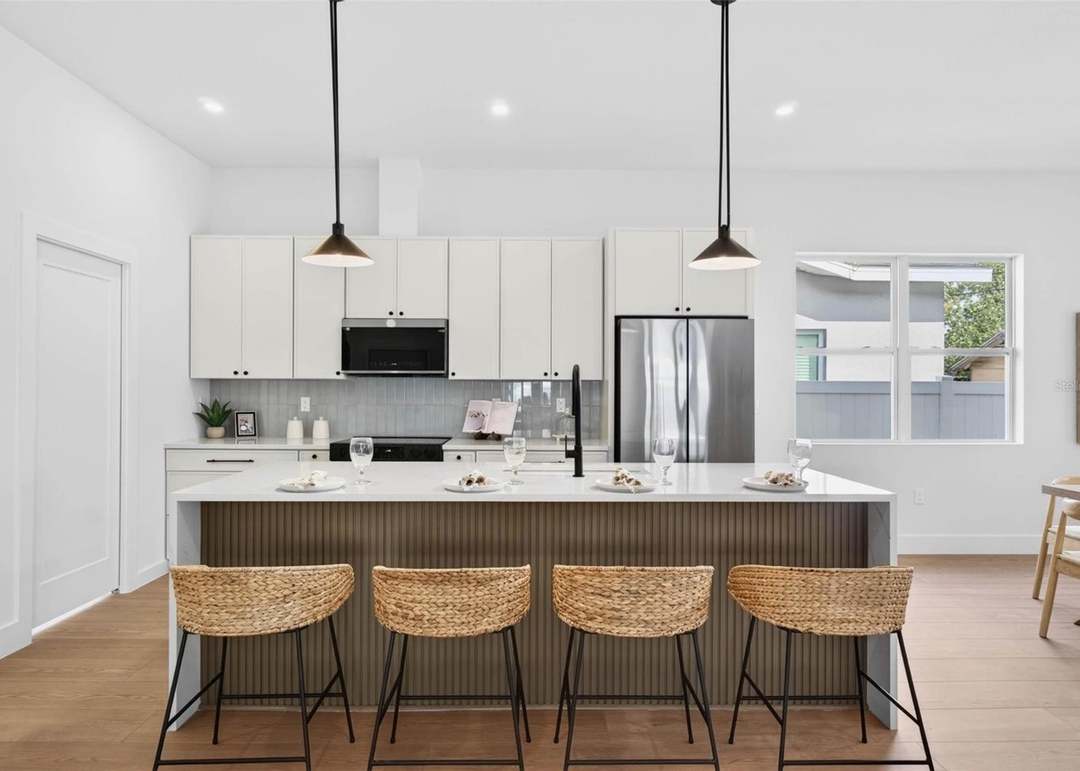 4365 Iris St N - $779,000