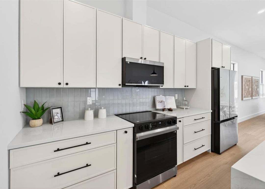 4365 Iris St N - $779,000